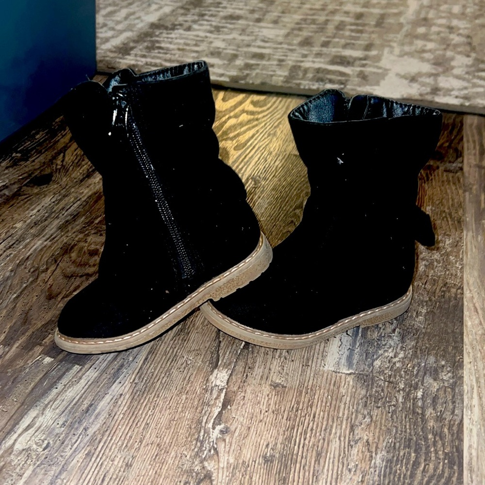 Cat&Jack zip up boots toddlers 7